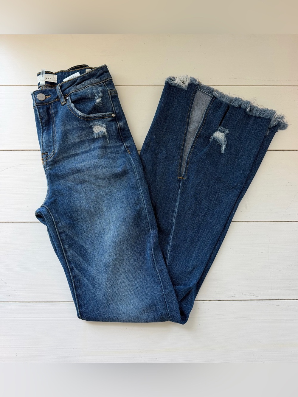Risen Flare Jeans
